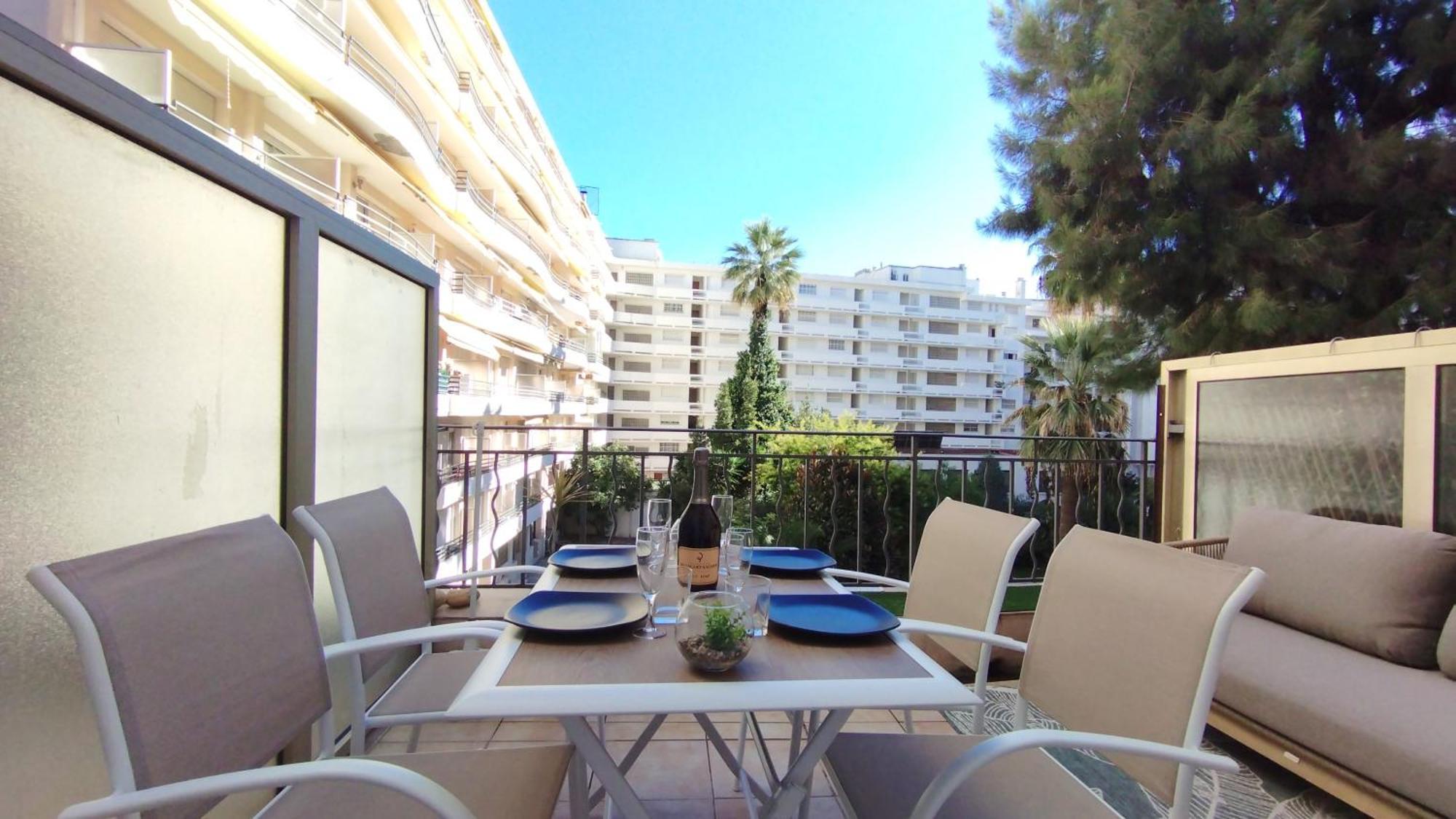 Mythique Miramar Cannes Croisette Terrasse Clim Parking Wifi Exterior photo